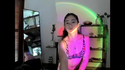 Hot Pictorica online show from 12-01-25, 01:16