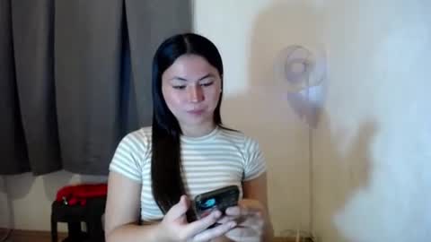 Nikki  online show from 11-05-25, 10:32