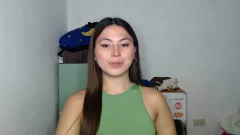 Nikki  online show from 04-25-26, 04:04