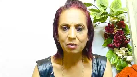 Snapshot of hot_queen58 chatting on 06-28-26, 06:19 hot queen online show from 06-28-26, 06:19