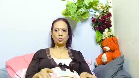 Snapshot of hot_queen58 chatting on 06-30-26, 02:07 hot queen online show from 06-30-26, 02:07