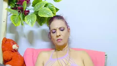 Snapshot of hot_queen58 chatting on 07-19-26, 07:28 hot queen online show from 07-19-26, 07:28