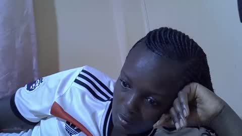 RAYLAH online show from 01-19-26, 03:10