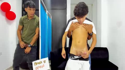 Snapshot of hot_sexmature chatting on 02-25-25, 10:37 Vanesa Oliver and Andrew online show from 02-25-25, 10:37