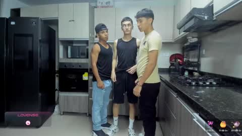 Snapshot of hot_sexmature chatting on 10-04-25, 11:03 Vanesa Oliver and Andrew online show from 10-04-25, 11:03