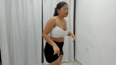 Snapshot of hot_sexmature chatting on 04-29-26, 11:36 Vanesa Oliver and Andrew online show from 04-29-26, 11:36