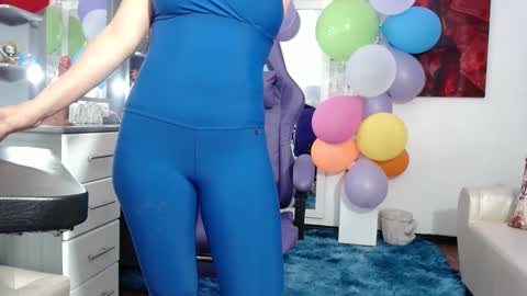 hot sexy bunny online show from 09-15-25, 01:11