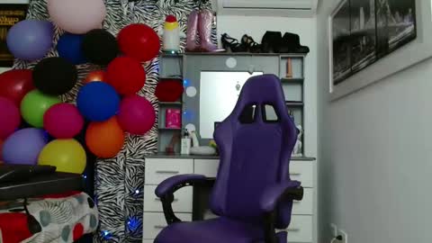 Snapshot of hot_sexy_bunny chatting on 06-05-26, 01:39 hot sexy bunny online show from 06-05-26, 01:39