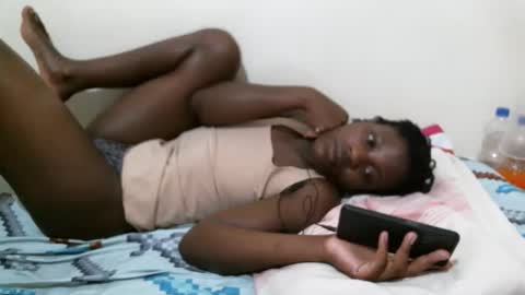 Snapshot of hot_shannia chatting on 11-05-25, 06:30 hot_shannia online show from 11-05-25, 06:30