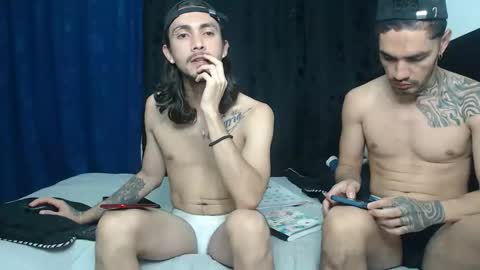 Hot Sharks   online show from 01-18-26, 08:18