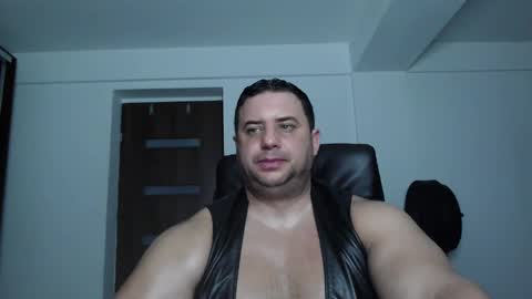Stefano.. online show from 10-18-25, 03:24