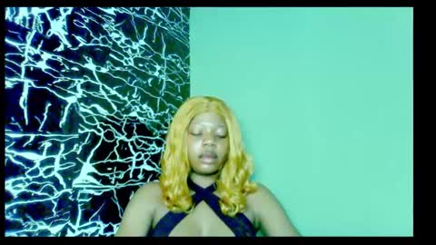 Stella online show from 12-26-24, 07:13