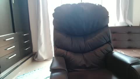 Snapshot of hot_wiffe chatting on 03-02-25, 04:32 couple without tabus online show from 03-02-25, 04:32