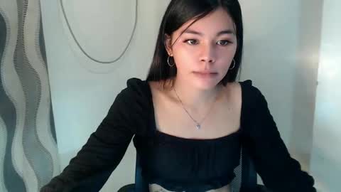 Snapshot of hot_yanna143 chatting on 06-01-26, 09:27 Yanna online show from 06-01-26, 09:27