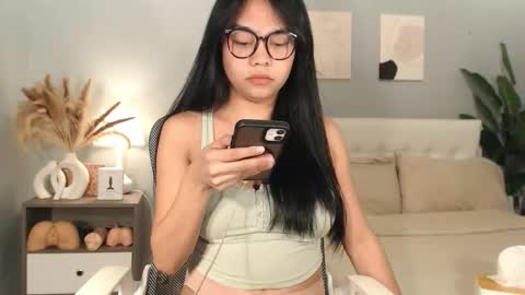 hotasian_gabby69 online show from 02-11-26, 12:21