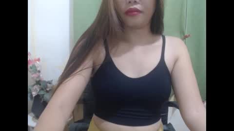 Snapshot of hotasianayra69 chatting on 11-27-25, 04:09 hotasianayra69 online show from 11-27-25, 04:09