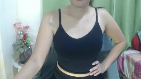 Snapshot of hotasianayra69 chatting on 12-01-25, 04:34 hotasianayra69 online show from 12-01-25, 04:34