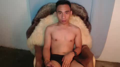 Snapshot of hotasianguyxxx chatting on 12-01-25, 06:24 hotasianguyxxx online show from 12-01-25, 06:24