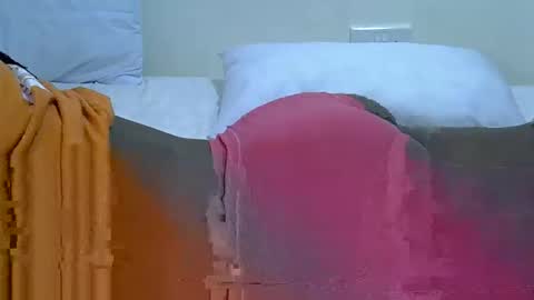 hotberry_7 online show from 04-16-26, 05:25