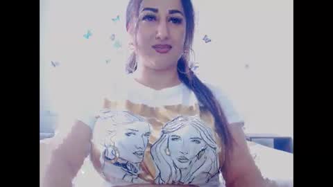 Snapshot of hotboobsmaya chatting on 09-19-25, 08:27 hotboobsmaya online show from 09-19-25, 08:27