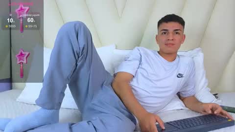 Snapshot of hotboy21_ chatting on 11-07-25, 03:50 hotboy21_ online show from 11-07-25, 03:50