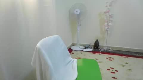 Hotboy8677 online show from 04-28-26, 07:24