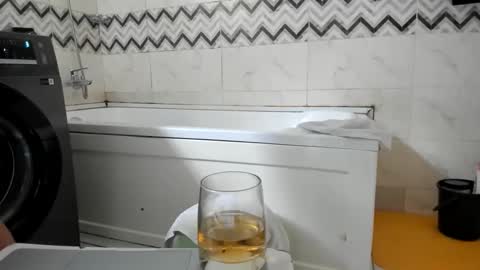 hotboyvicky online show from 04-12-26, 12:43