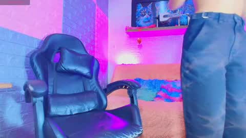 Hotcakes online show from 05-20-26, 03:24