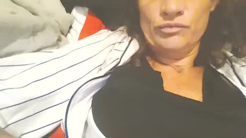 Snapshot of hotcouple1319 chatting on 09-16-25, 06:03 hotcouple1319 online show from 09-16-25, 06:03