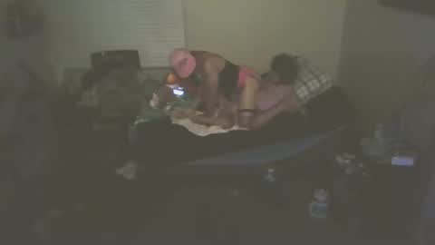 Snapshot of hotcouple1319 chatting on 10-21-25, 04:35 hotcouple1319 online show from 10-21-25, 04:35