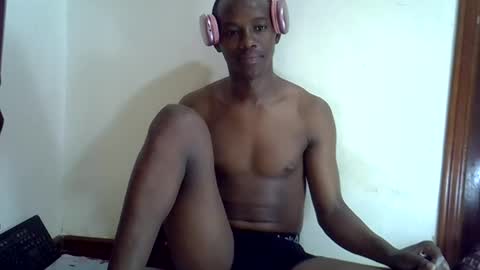 hotcum256 online show from 04-22-26, 06:05