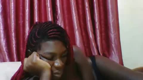 VICTORIA online show from 11-29-25, 09:56