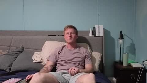 Snapshot of hotdadforyou chatting on 02-19-26, 04:25 hotdadforyou online show from 02-19-26, 04:25