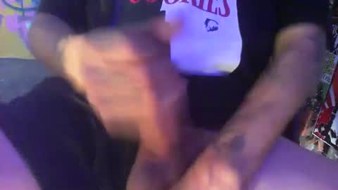 Snapshot of hotdick4200 chatting on 10-01-25, 07:31 hotdick4200 online show from 10-01-25, 07:31