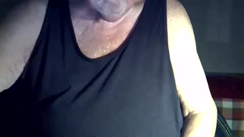 Snapshot of hotejok chatting on 10-19-25, 11:38 hotejok online show from 10-19-25, 11:38