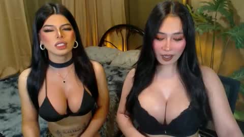 Snapshot of hotevatrans chatting on 10-10-25, 10:53 EVA online show from 10-10-25, 10:53