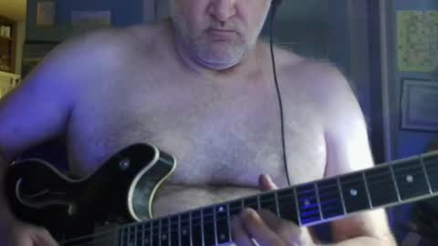Snapshot of hotforteacher1977 chatting on 05-06-26, 05:57 Smoochface online show from 05-06-26, 05:57