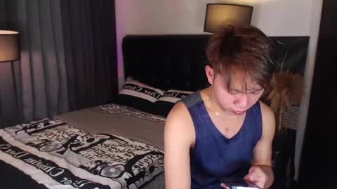 Snapshot of hotfucker_drei chatting on 10-06-25, 03:37 hotfucker_drei online show from 10-06-25, 03:37