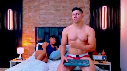 Snapshot of hotfuckers4uu chatting on 06-09-26, 02:39 felipe marcello online show from 06-09-26, 02:39