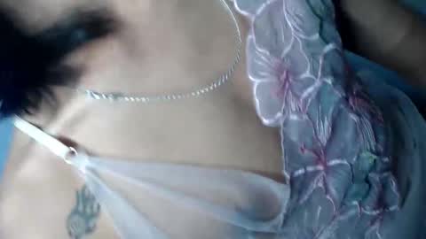 hotgirl_krisxx online show from 09-20-25, 06:36