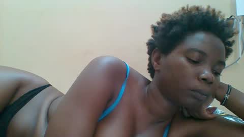 Queen online show from 11-09-25, 08:01