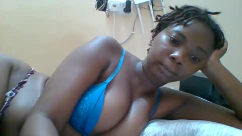 Queen online show from 02-26-26, 09:25