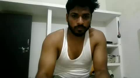 Snapshot of hothunkman352176 chatting on 06-22-26, 05:32 hothunkman352176 online show from 06-22-26, 05:32
