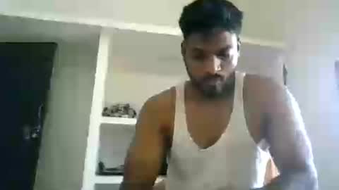 Snapshot of hothunkman352176 chatting on 07-04-26, 02:40 hothunkman352176 online show from 07-04-26, 02:40