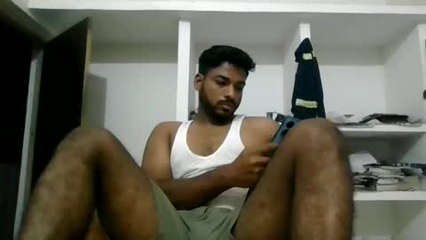 Snapshot of hothunkman352176 chatting on 07-08-26, 06:23 hothunkman352176 online show from 07-08-26, 06:23