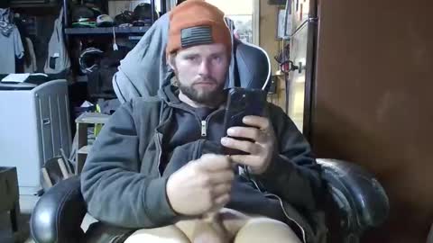 Snapshot of hothusband28931194 chatting on 11-17-25, 01:50 TW28 online show from 11-17-25, 01:50