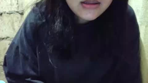 hotiemorenagurl18 online show from 11-22-25, 08:57