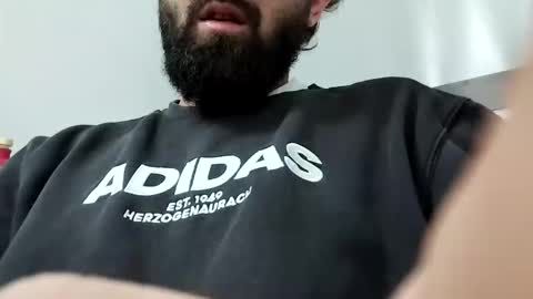 Italiaboy online show from 11-18-25, 12:16