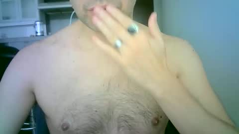 hottitan  twitter Marianoshcam online show from 04-26-26, 02:26