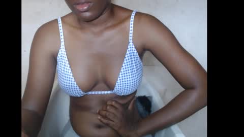 hotjessie0 online show from 12-17-25, 05:57